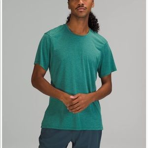 Lululemon mens fast & free shirt